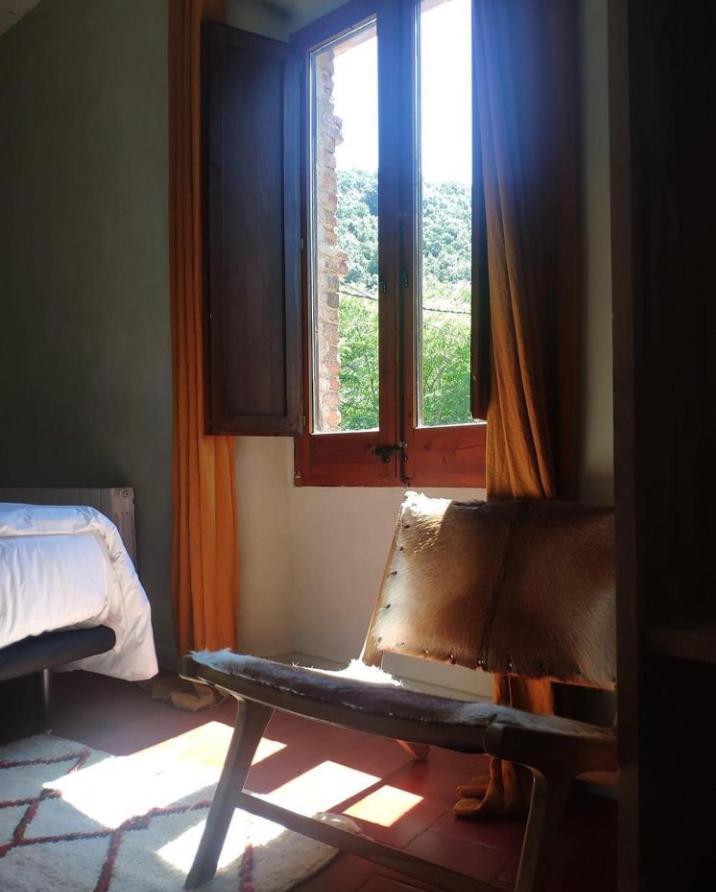 Hostal De Bianya Ла-Валь-де-Бианья Экстерьер фото